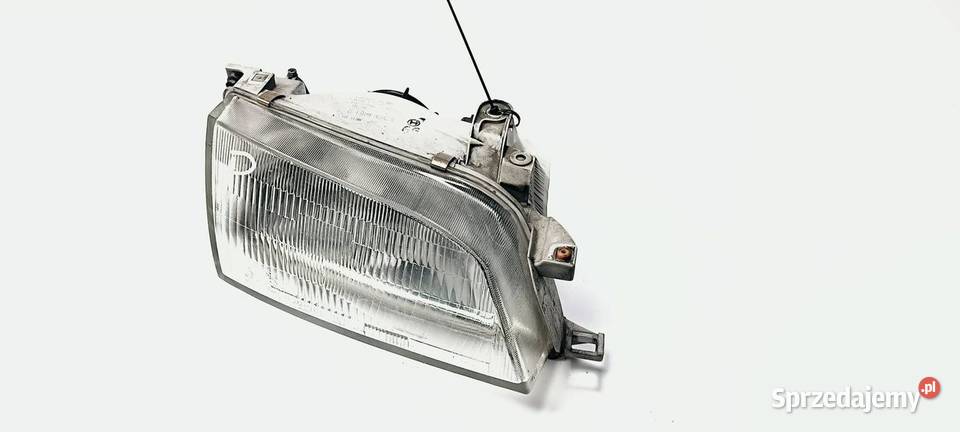 LAMPA PRAWA PRZÓD TOYOTA CARINA osobowe Pozostałe Lipno sprzedam