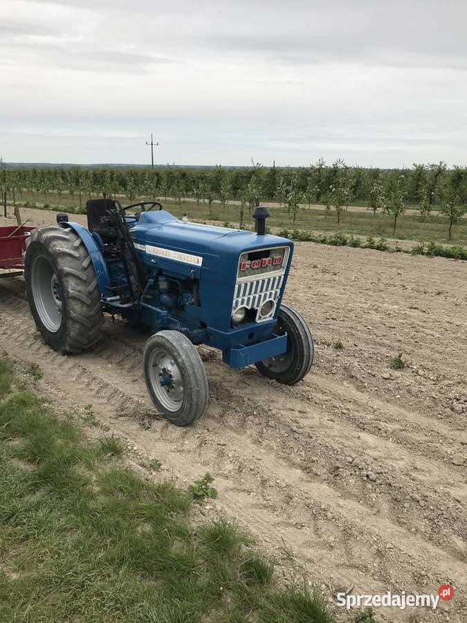 Ford 3000 Ciągnik Sadowniczy lubelskie Józefów nad Wisłą