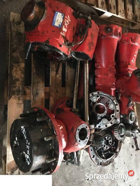 Manitou MLT845 CZĘŚCI Zwrotnica sprzedam