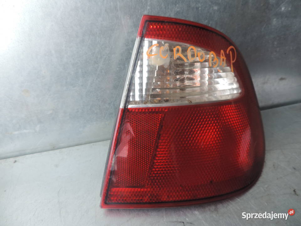 LAMPA PRAWA TYLNA SEAT CORDOBA 1FL osobowe małopolskie Nowy Sącz