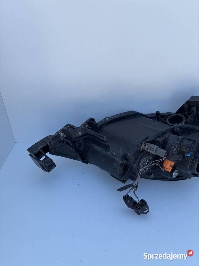 Mazda 5 C23551040 K2442 P4998L LAMPA PRZÓD Lampy przednie Słowikowo