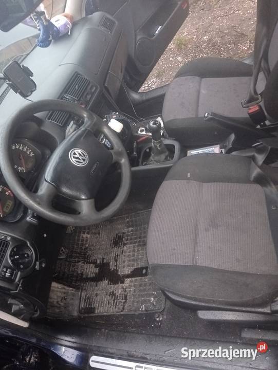 mam do sprzedania golfa 16 z gazem Kołata