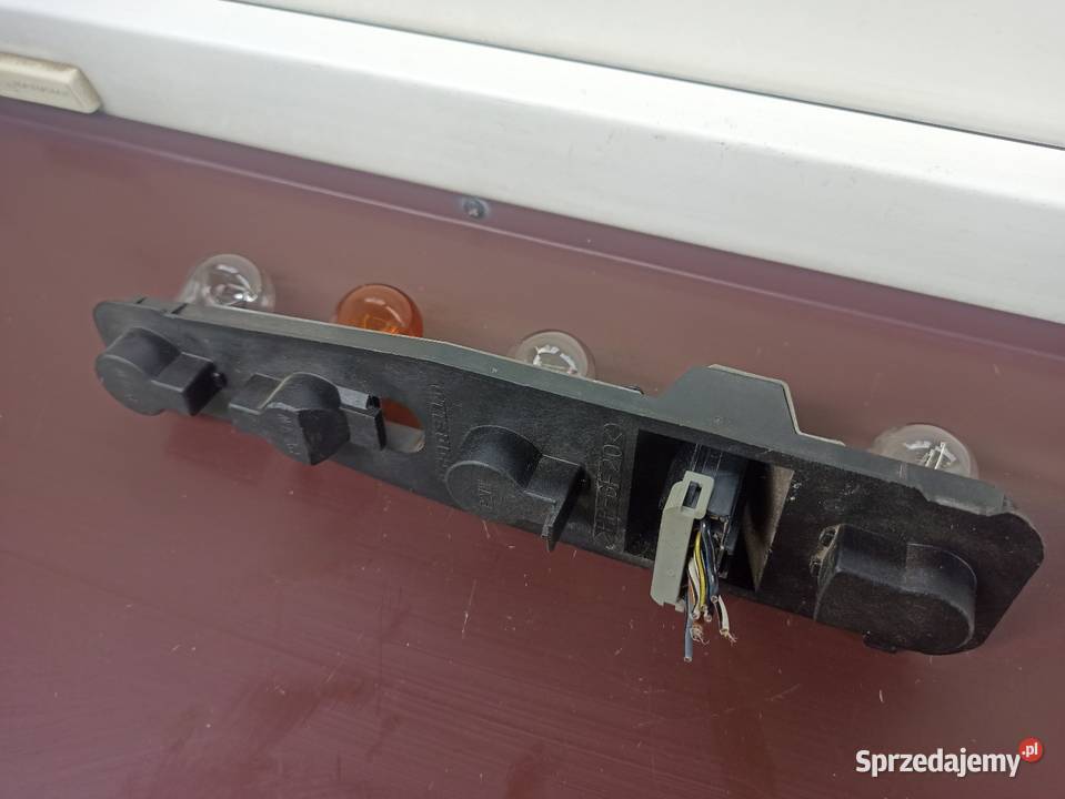 Opel Vectra B kombi Caravan wkład oprawka lampy Sieradz