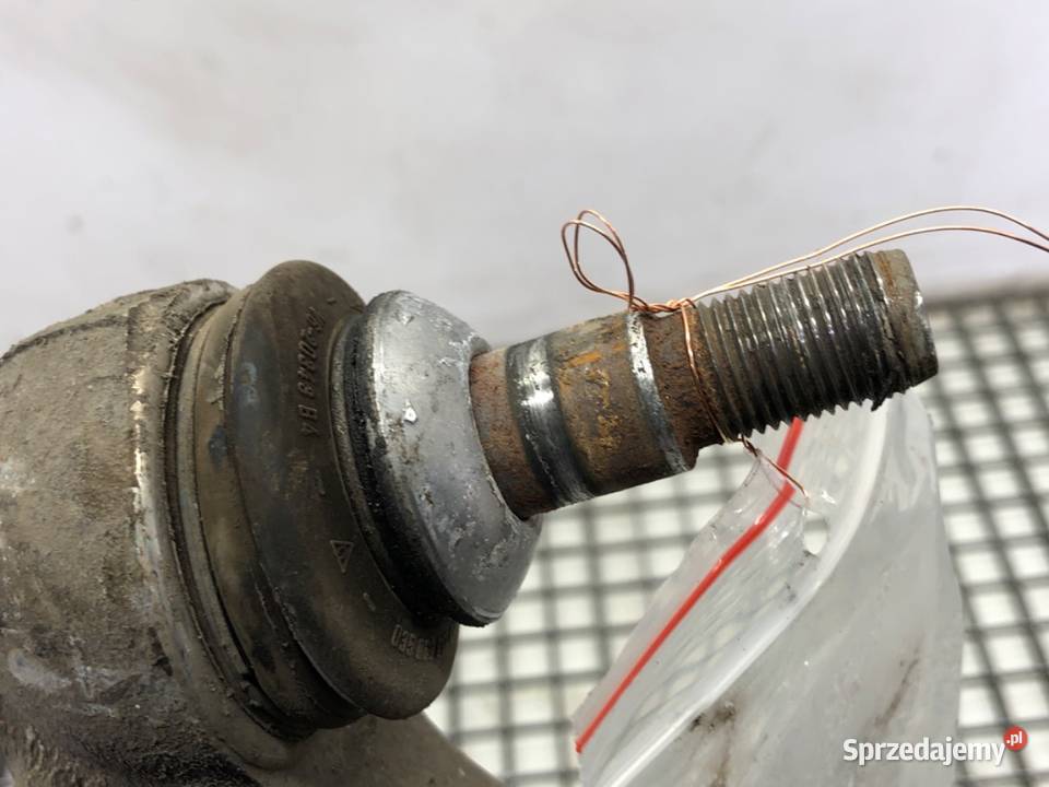 WAHACZ PRAWY PRZÓD BMW F07 Hatchback 0917 Wahacze