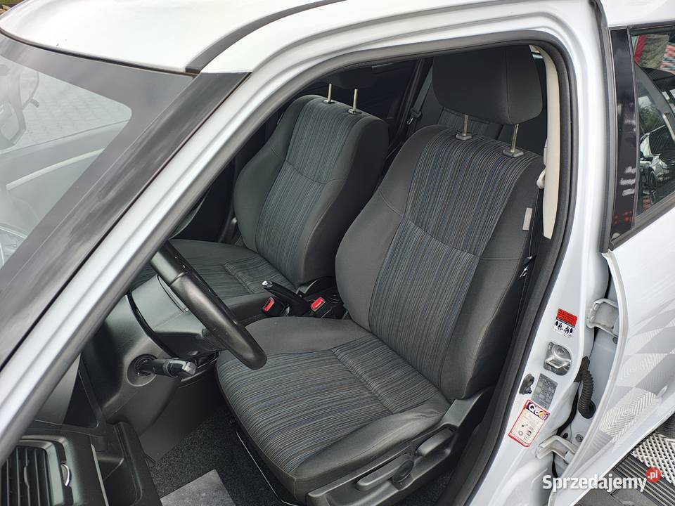 Suzuki Swift 2015r Zadbany radio sprzedam