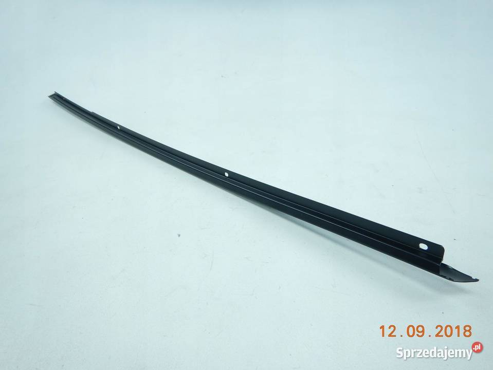 LISTWA TYLNEJ SZYBY SAAB 9000 8589R osobowe