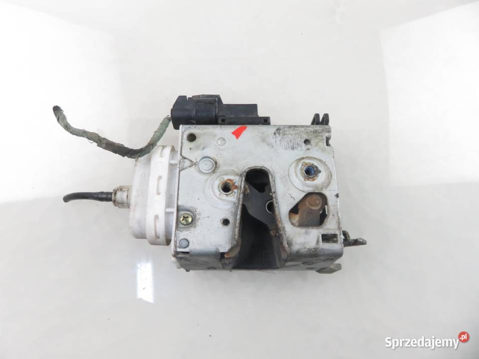 ZAMEK PRAWY PRZEDNI AUDI A3 8L