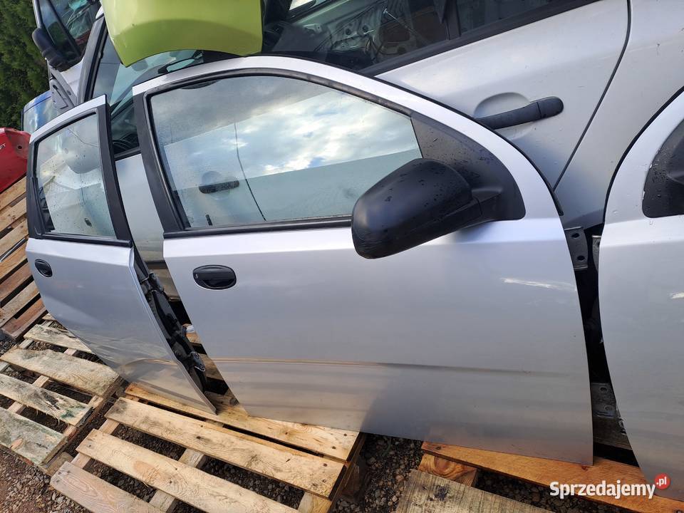 Chevrolet Aveo T250 HB 5D drzwi klapa tył