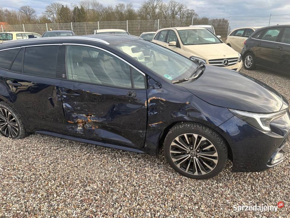 Toyota Corolla TS 18 Hybrid automatyczna Legnica