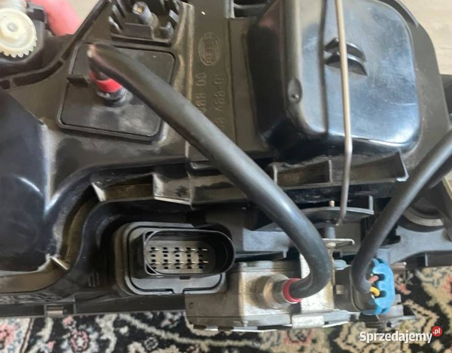 A6 B5 4b lampy prawa i lewa xenon made in Braciejowa sprzedam