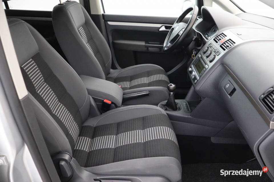 VW Touran 16 podgrzewane fotele Touran Zabrze