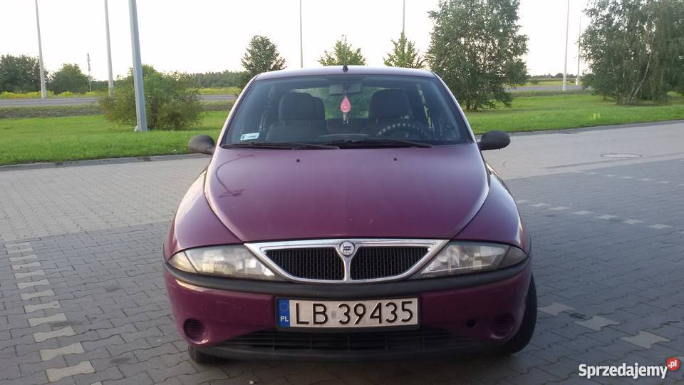 SPRZEDAM Lancia Y Ypsilon 14 benz 1996r radio / CD Ypsilon Biała Podlaska