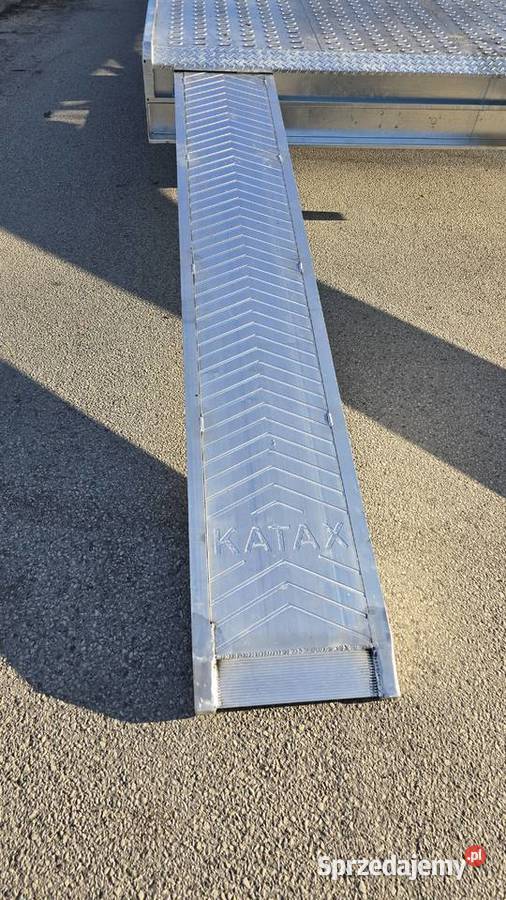 Zabudowa Autolaweta Laweta Najazd Sprinter dostawcze Pozostałe Kielce