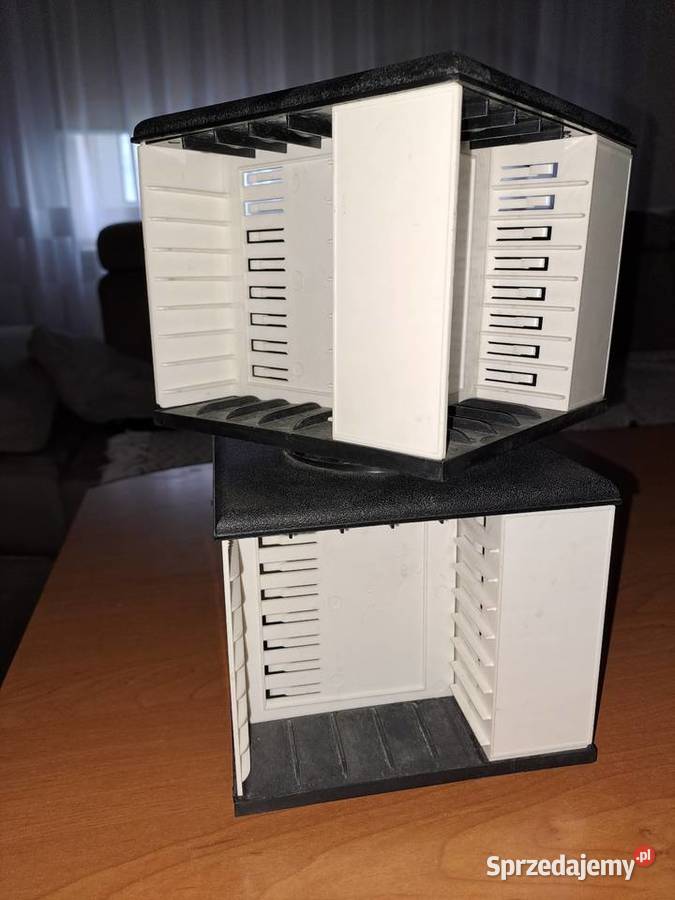 Stojak na kasety magnetofonowe