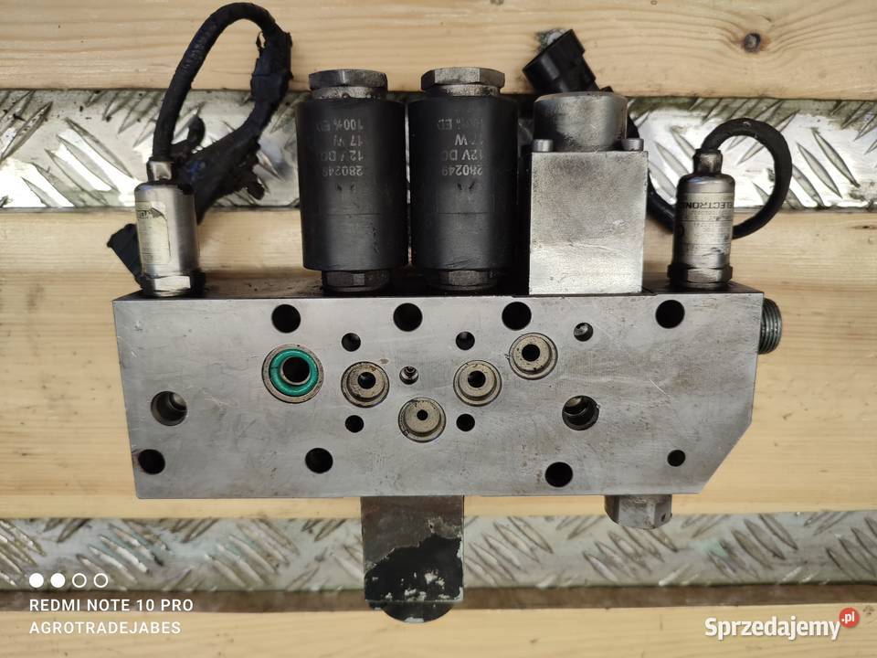 Blok hydrauliczny G842 100 600 012 JCB 8330 Wilkowo