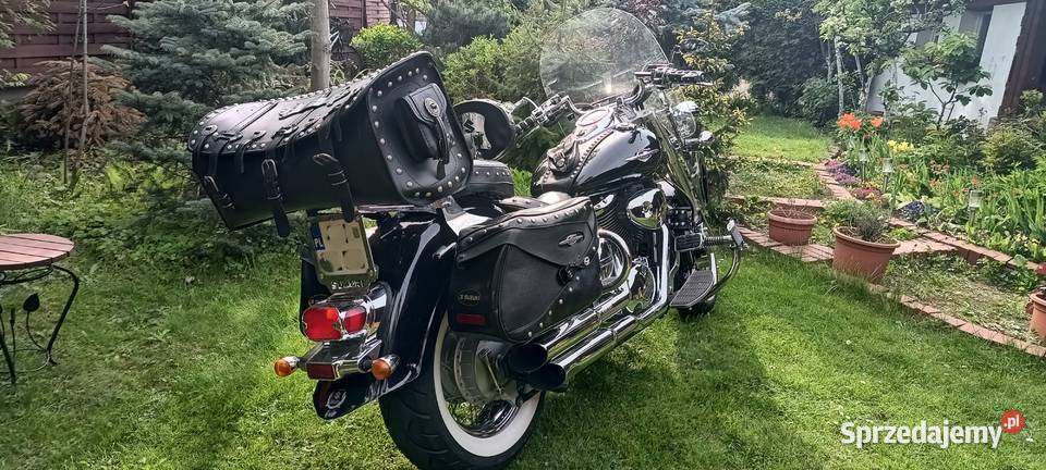 Motocykl Suzuki VL 800 zarejestrowany w Polsce