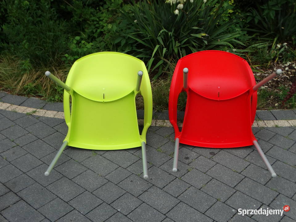 Dwa Hiszpańskie krzesła z tworzywa sztucznego Biłgoraj sprzedam