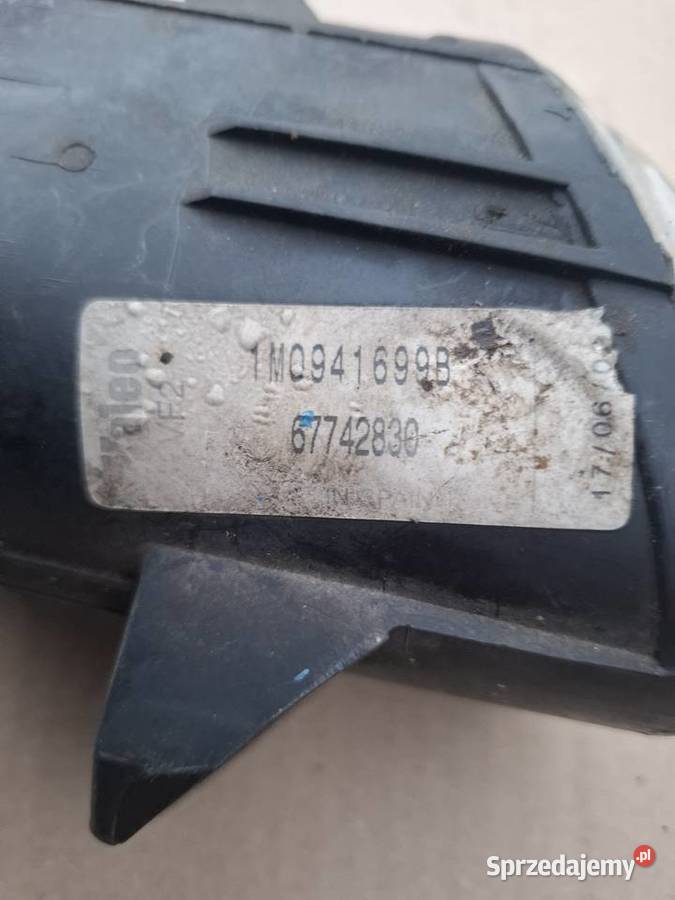 Halogen lewy przód Toledo II Leon I 1M0941699B osobowe