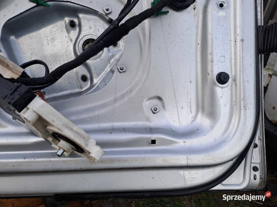 Volkswagen Golf V HB 5D maska drzwi klapa osobowe Drzwi Jastrzębie-Zdrój