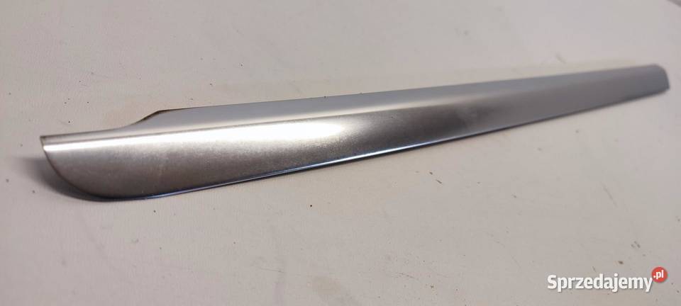 MERCEDES GLC W253 X253 LISTWA SZYBY PRAWY TYŁ