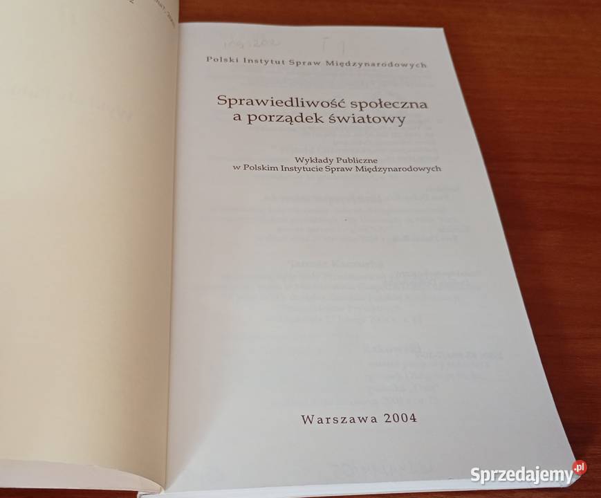 Sprawiedliwość społeczna a porządek światowy Podręczniki