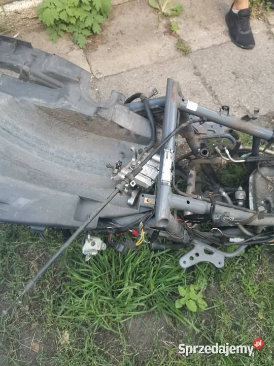 Pozostałości Burgman 250 400 chłodnica pompa
