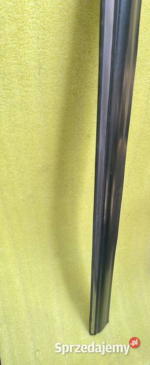 MercedesBenz W123 Listwa drzwi prawy przód listwy boczne sprzedam