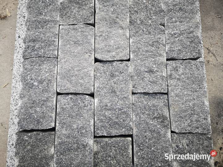 Kostka Brukowa GRANITOWA CZARNA cięto łupana Marki