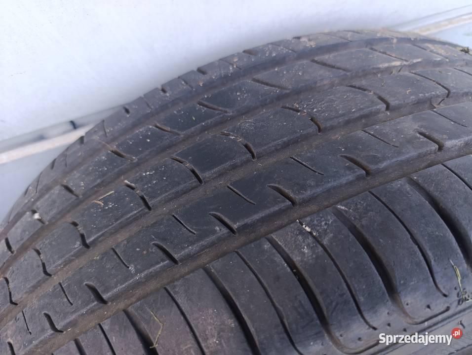 Felgi aluminiowe z oponami letnimi z Volvo xc60 Opony i felgi Malbork