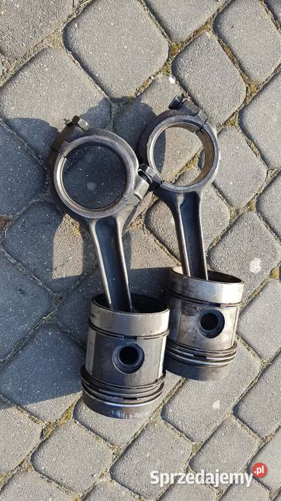 Korbowód z tłokiem Ursus c330 Silnik i osprzęt Białaczów