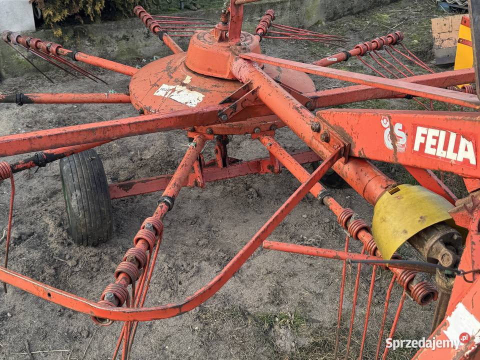 Zgrabiarka Fella 325 nieuszkodzony Boguszki