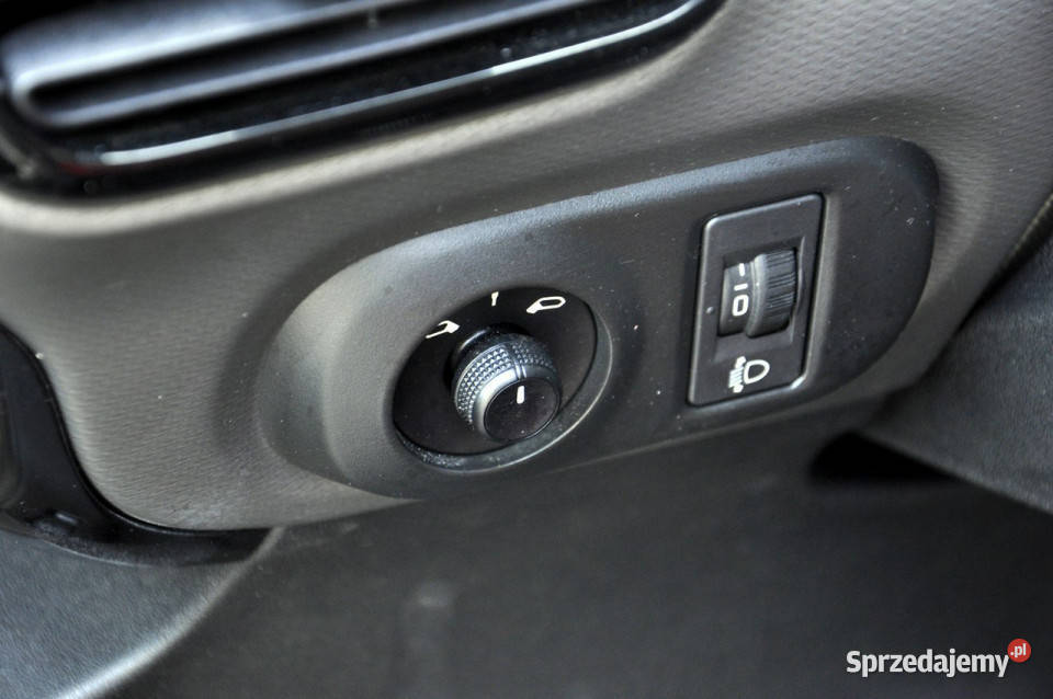 Citroen C4 Cactus 12i 82 wspomaganie kierownicy Węgrów