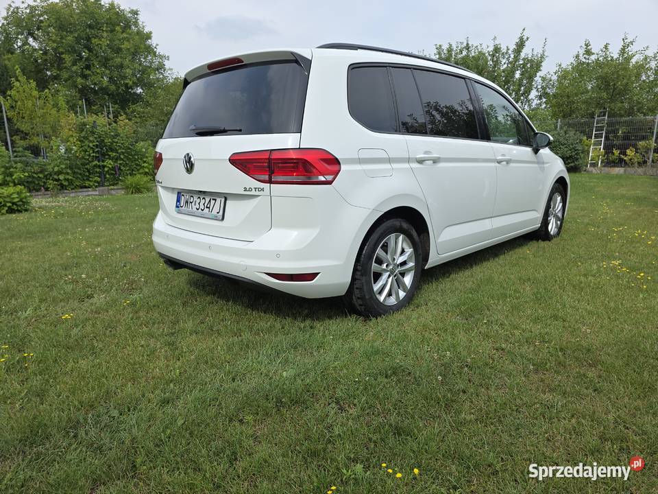 Volkswagen Touran 20 TDI 150 biały