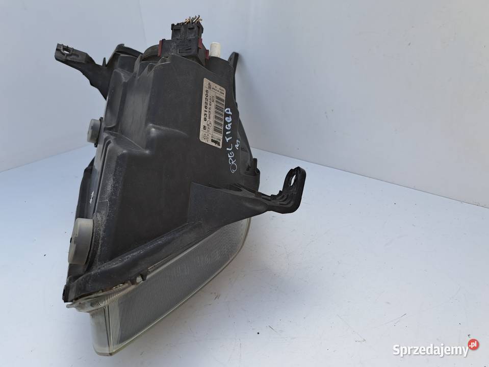 OPEL TIGRA LAMPA PRZÓD PRZEDNIA LEWA EUROPA osobowe Lampy przednie
