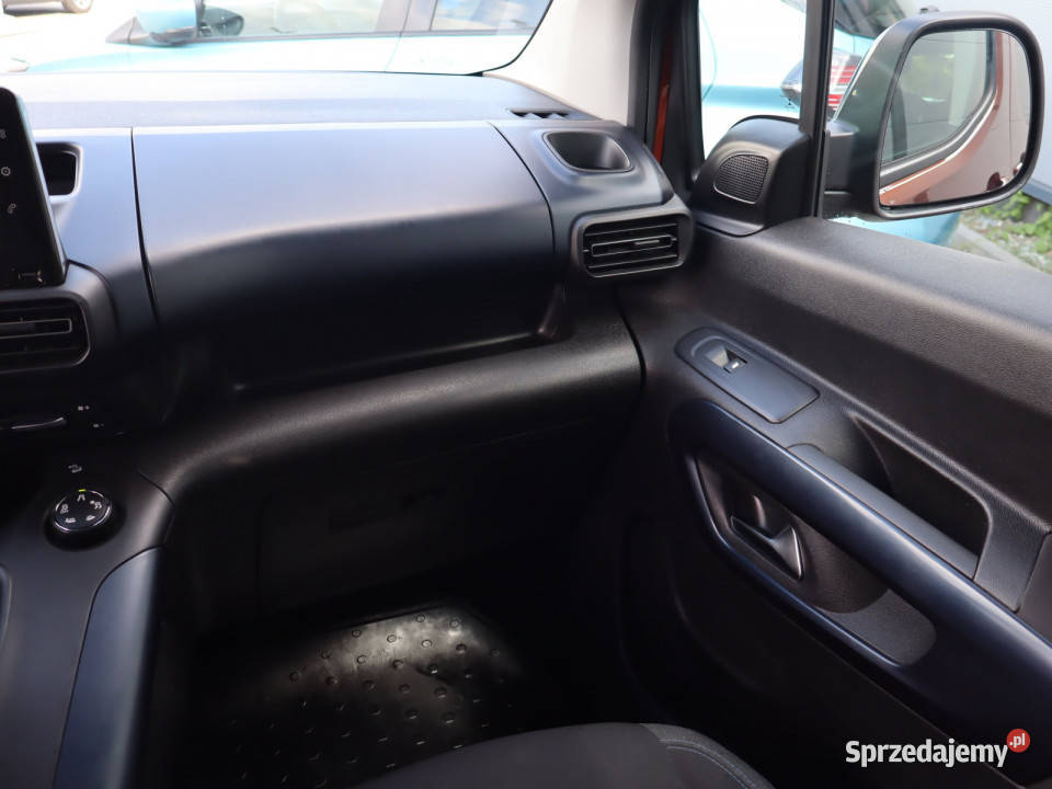 Peugeot Rifter 15 BlueHDi Katowice