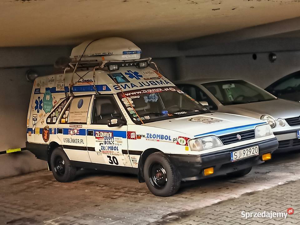 Polonez Caro Ambulans Karetka Cargo Weteran biały małopolskie Kraków