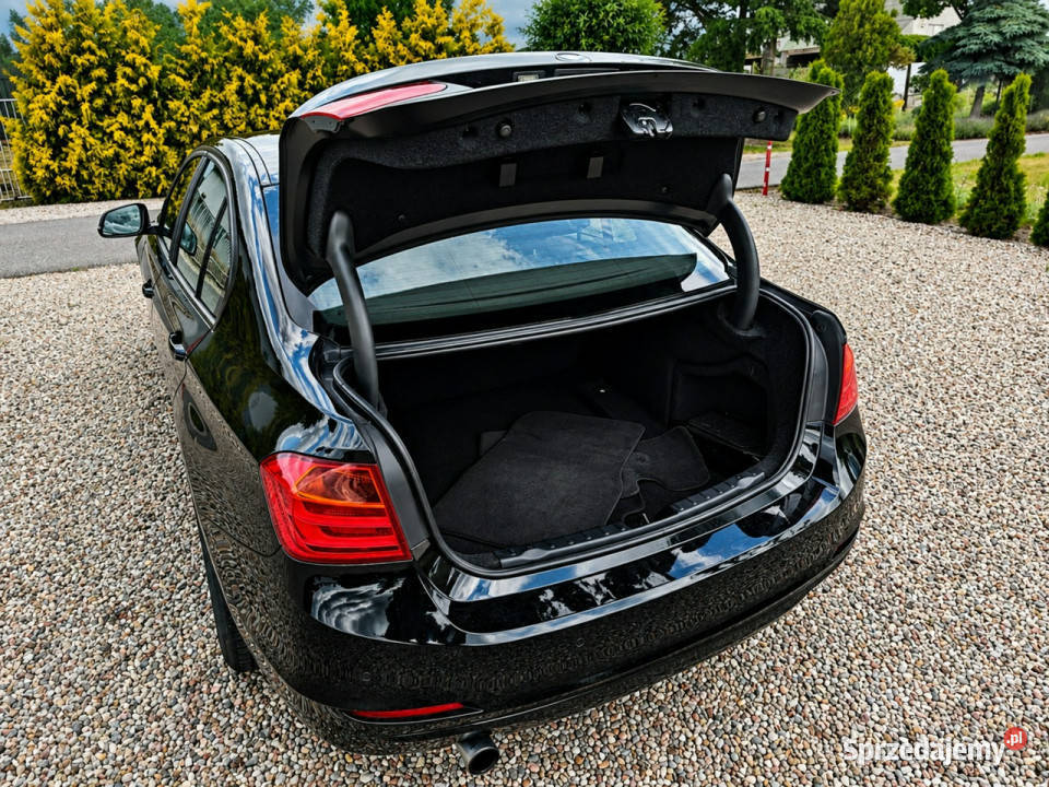 BMW 320 F30F31 2012 Sadlno