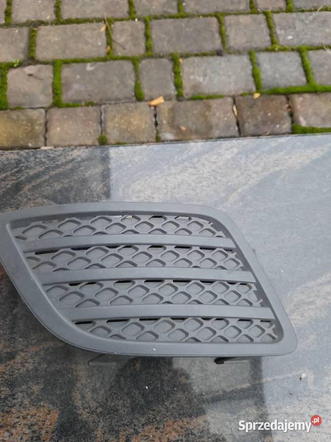 Ford Fiesta mk6 lift kratka zderzaka strona Części samochodowe Chojnice sprzedam