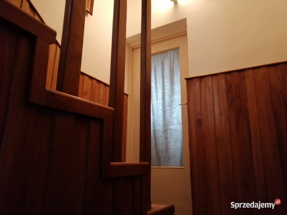 SIEDLISKO dom 1ha pola