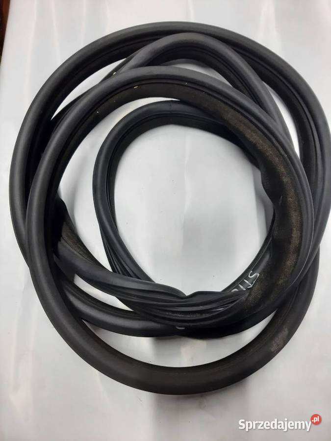 Fiat Stilo 3 drzwi uszczelka drzwi prawych osobowe Uszczelki Ksawerów