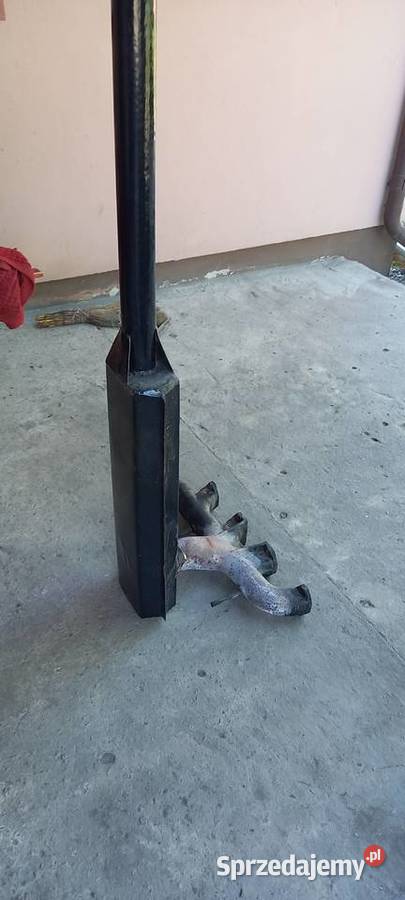 Kolektor boczny Ursus 385902912 z tłumikiem Części lubelskie Zamość sprzedam