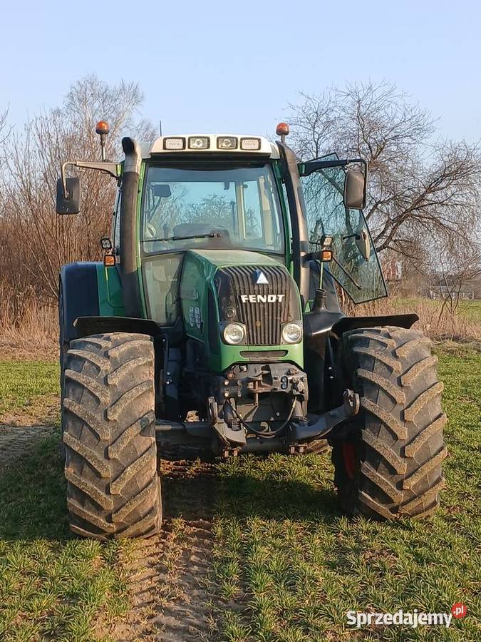 FENDT 818 VARIO tms Umowa kupna sprzedaży Kraśnik