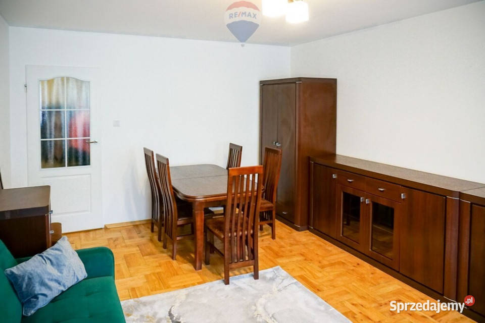 Przestronne 3 pokoje z parkingiem Mokotów Stegny Warszawa