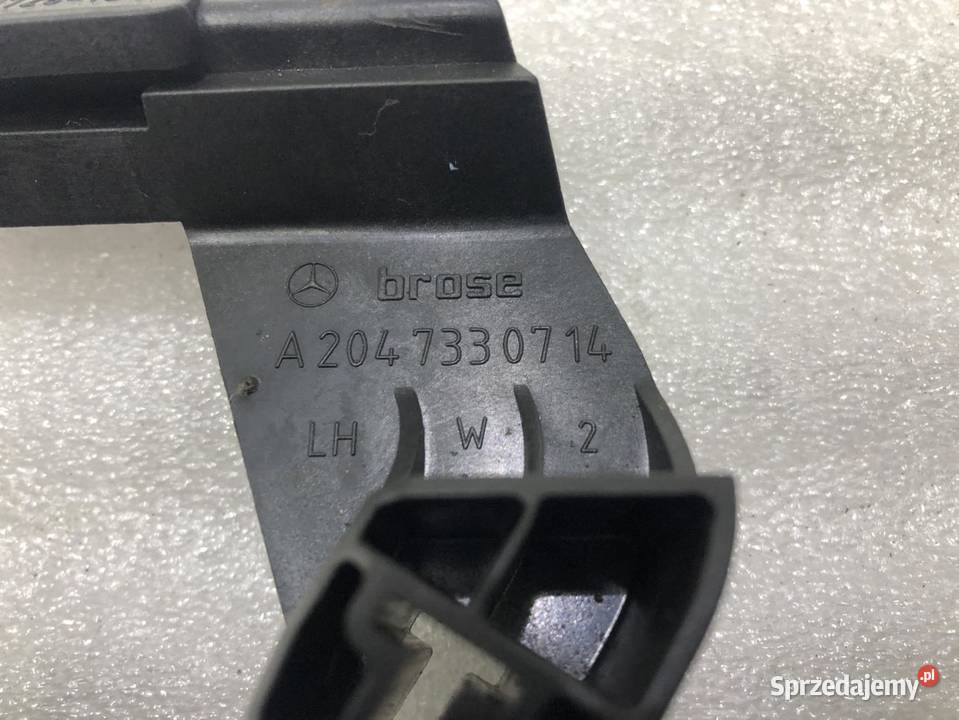 WSPORNIK KLAMKI MERCEDES CKLASA W204 A2047330714 sprzedam