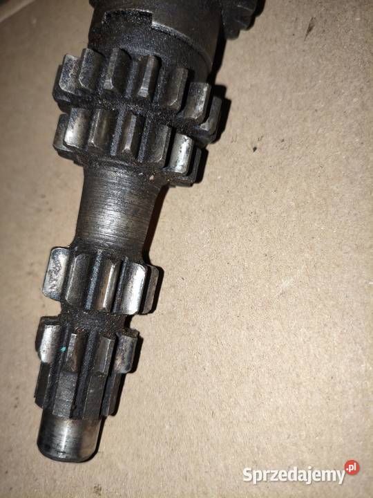 Wał skrzyni biegów że wstecznym biegiem Dniepr Leszno