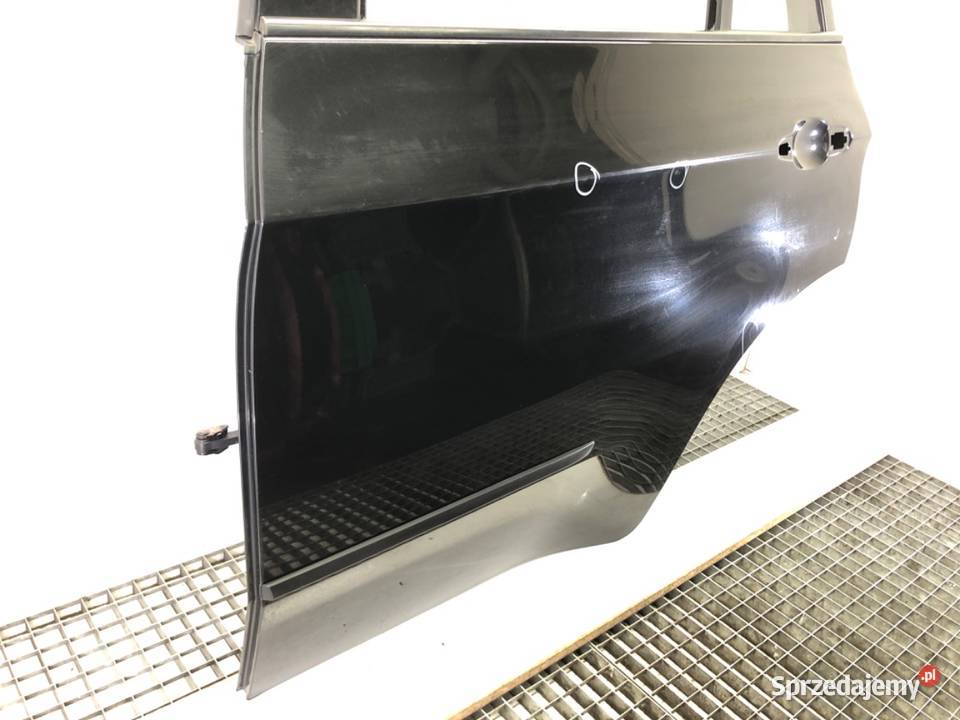 DRZWI LEWY TYŁ BMW E70 SUV 0613