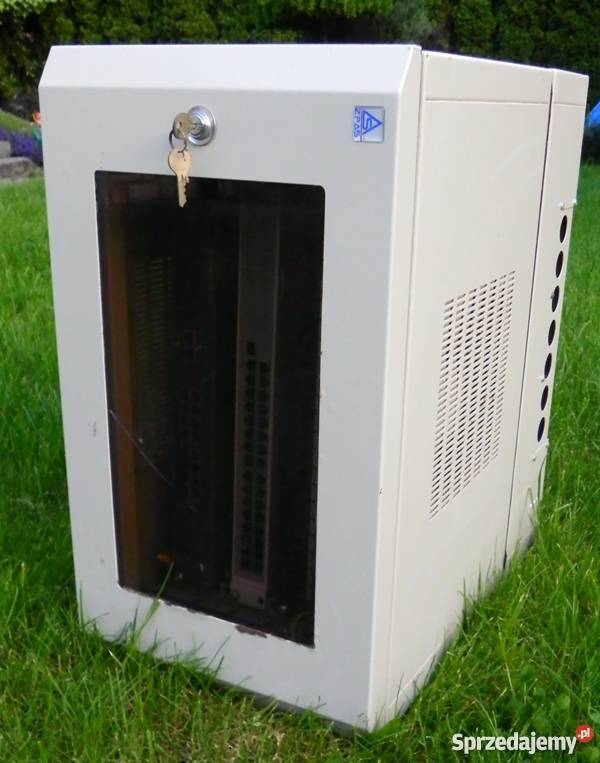 Szafa rack ze szklanymi drzwiami 2 huby 1 switch Kraków