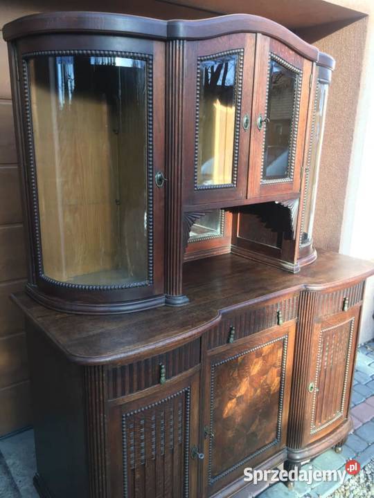 Kredens babuni Złota