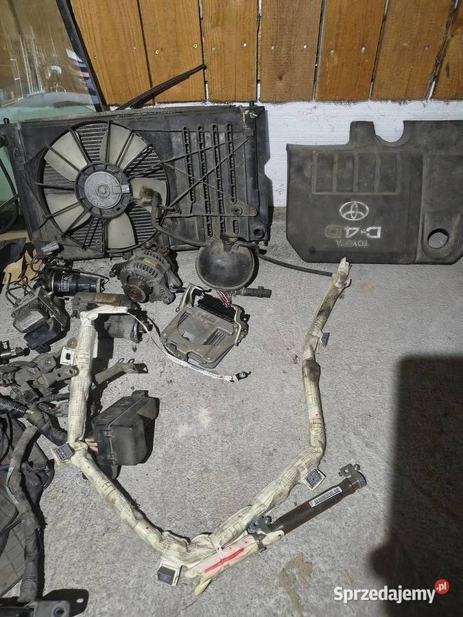 Corolla E12 alternator rozrusznik szyba czołowa Brzesko