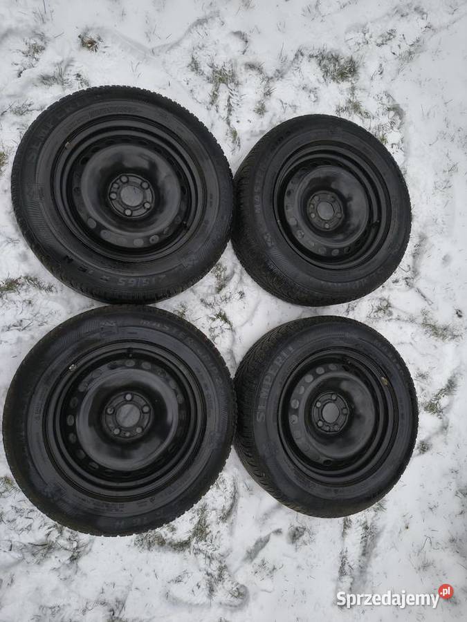 Felgi stalowe R16 Fiat 500X z oponami zimowymi Łańcut sprzedam